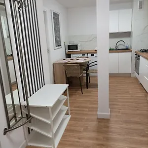  Apartament Center 3 Bedroom Polska